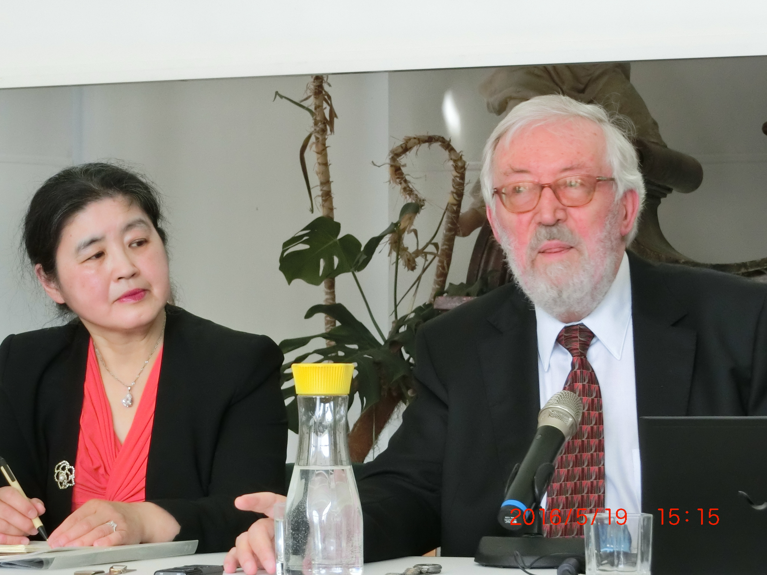 H. Hashi,
 H. Pietschmann 